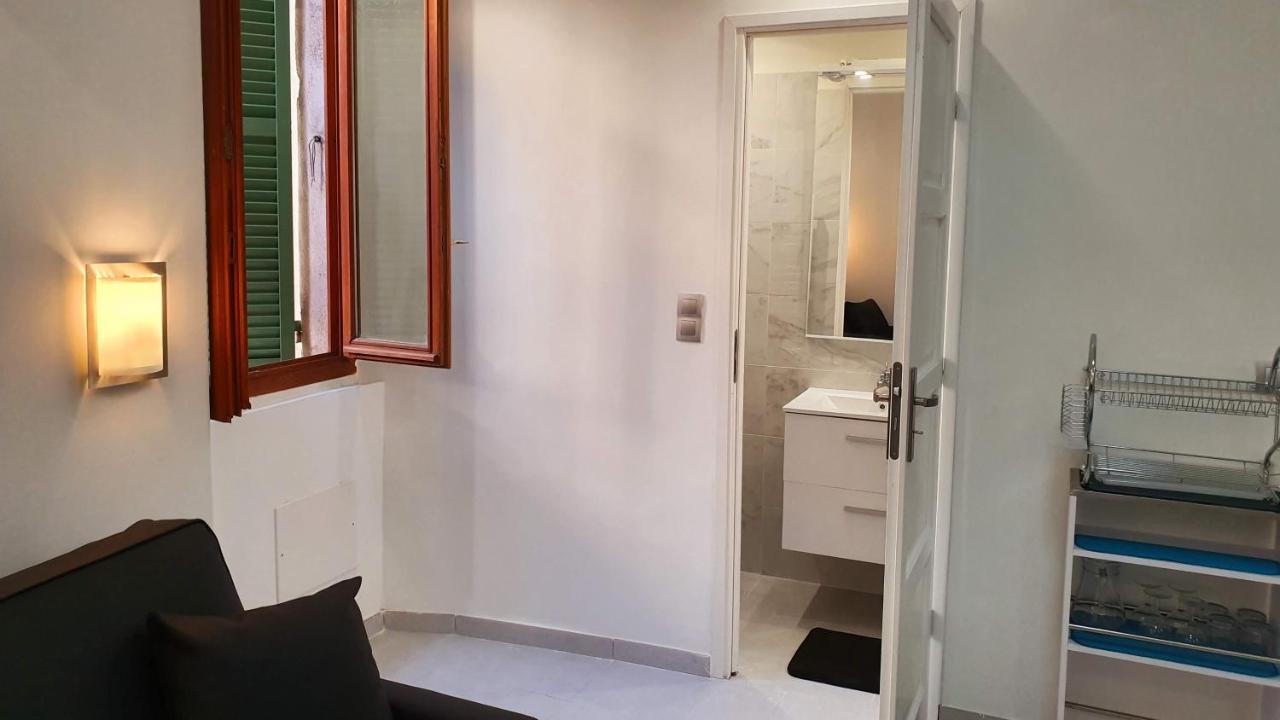 Studio rue piétonne proche plage Menton Exterior foto
